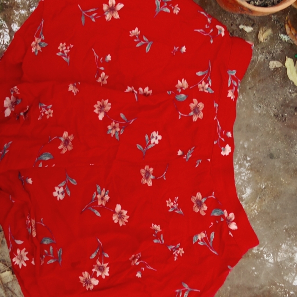 American eagle red 00 skort